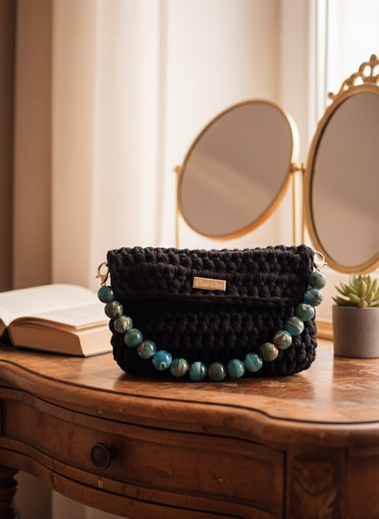 Anasha petit sac en crochet noir